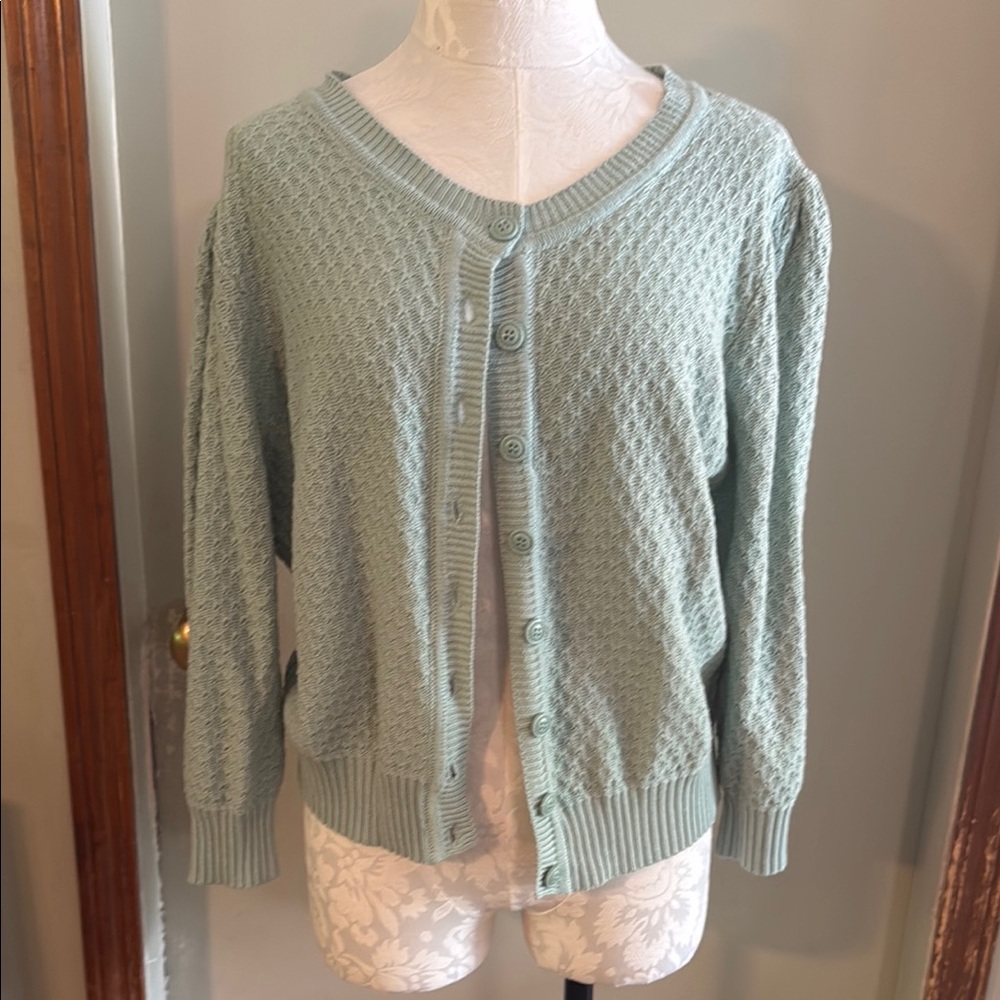 Elegant Mint Cardigan for Women